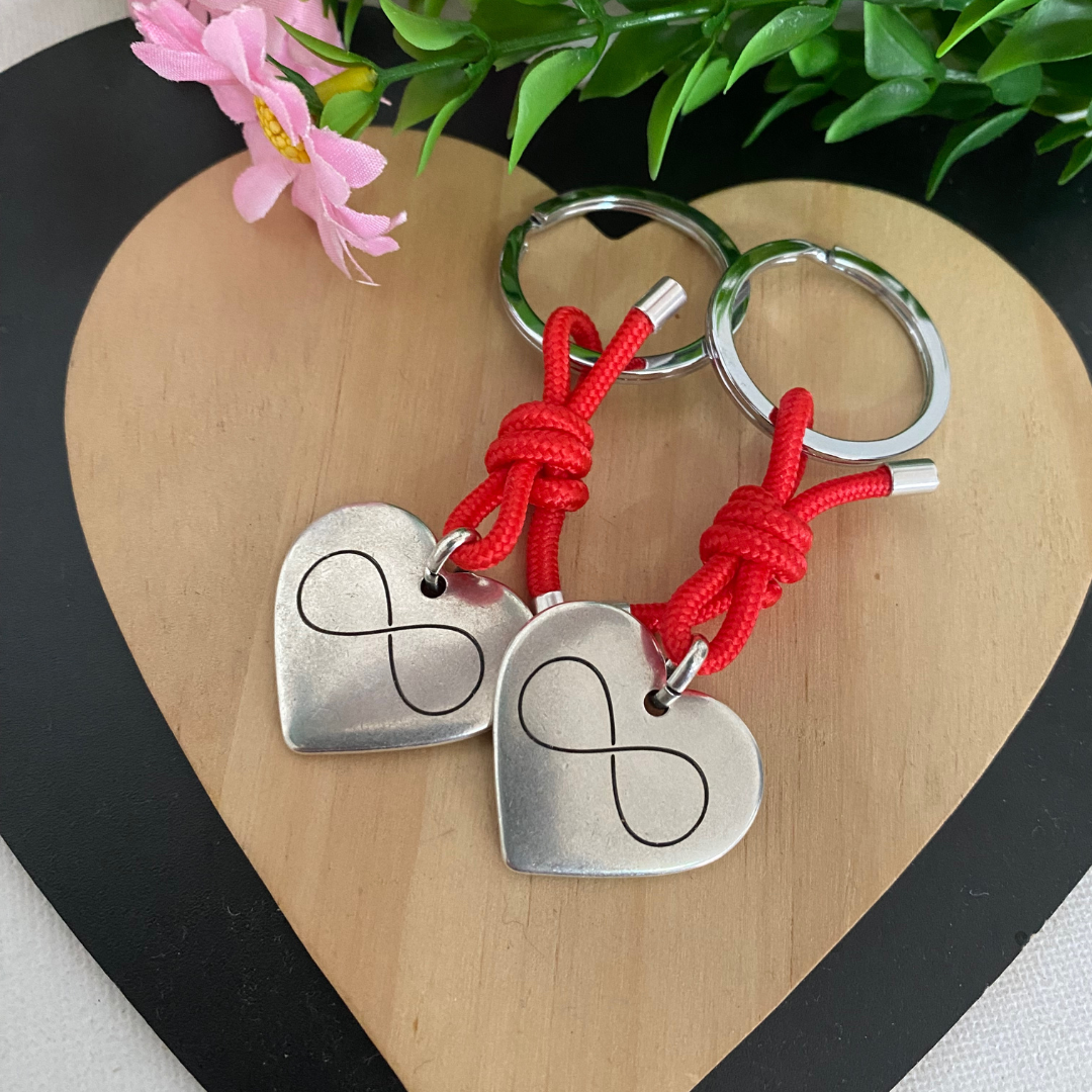 LLAVERO CORAZÓN BAÑO PLATA