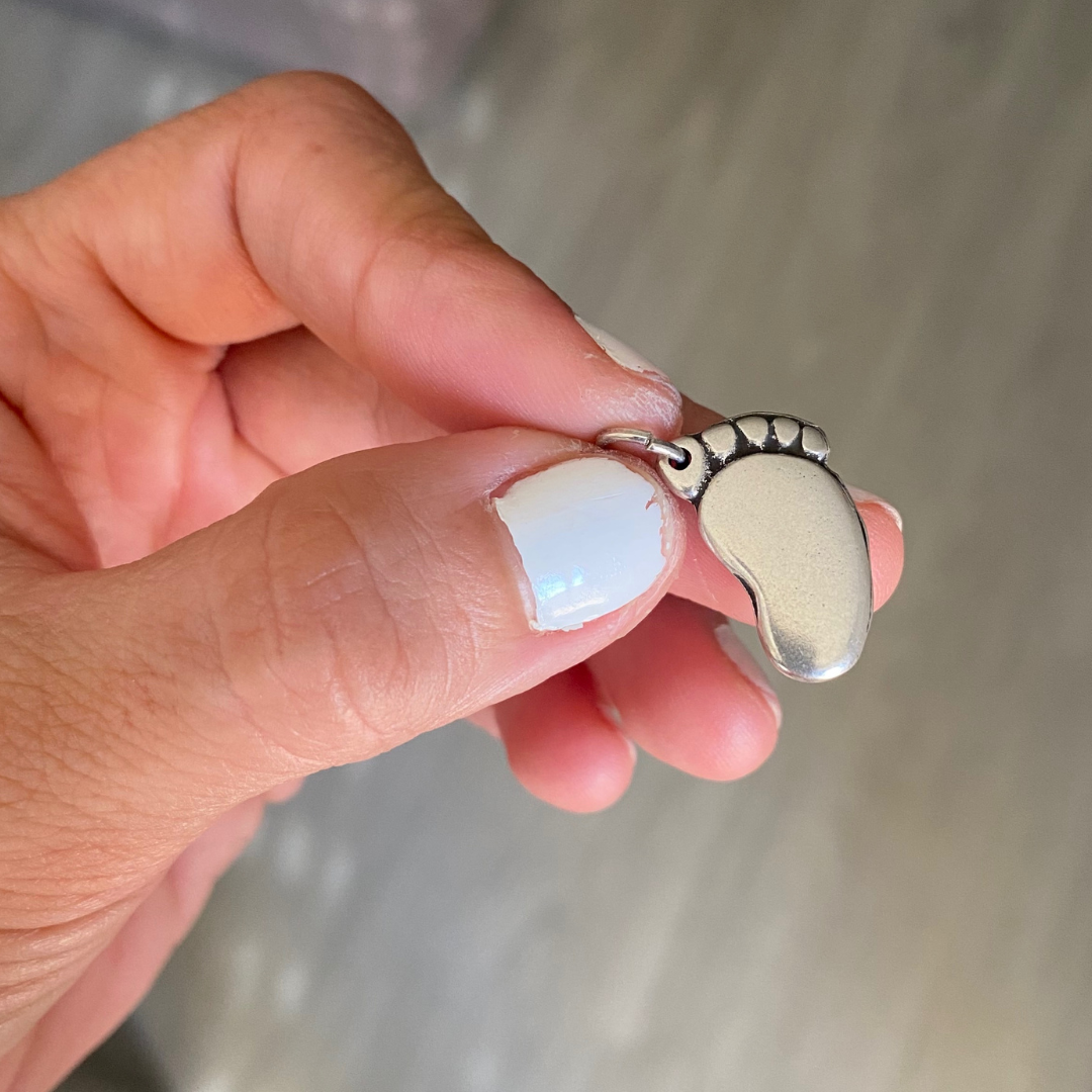 CHARM BASE PIE BAÑO PLATA