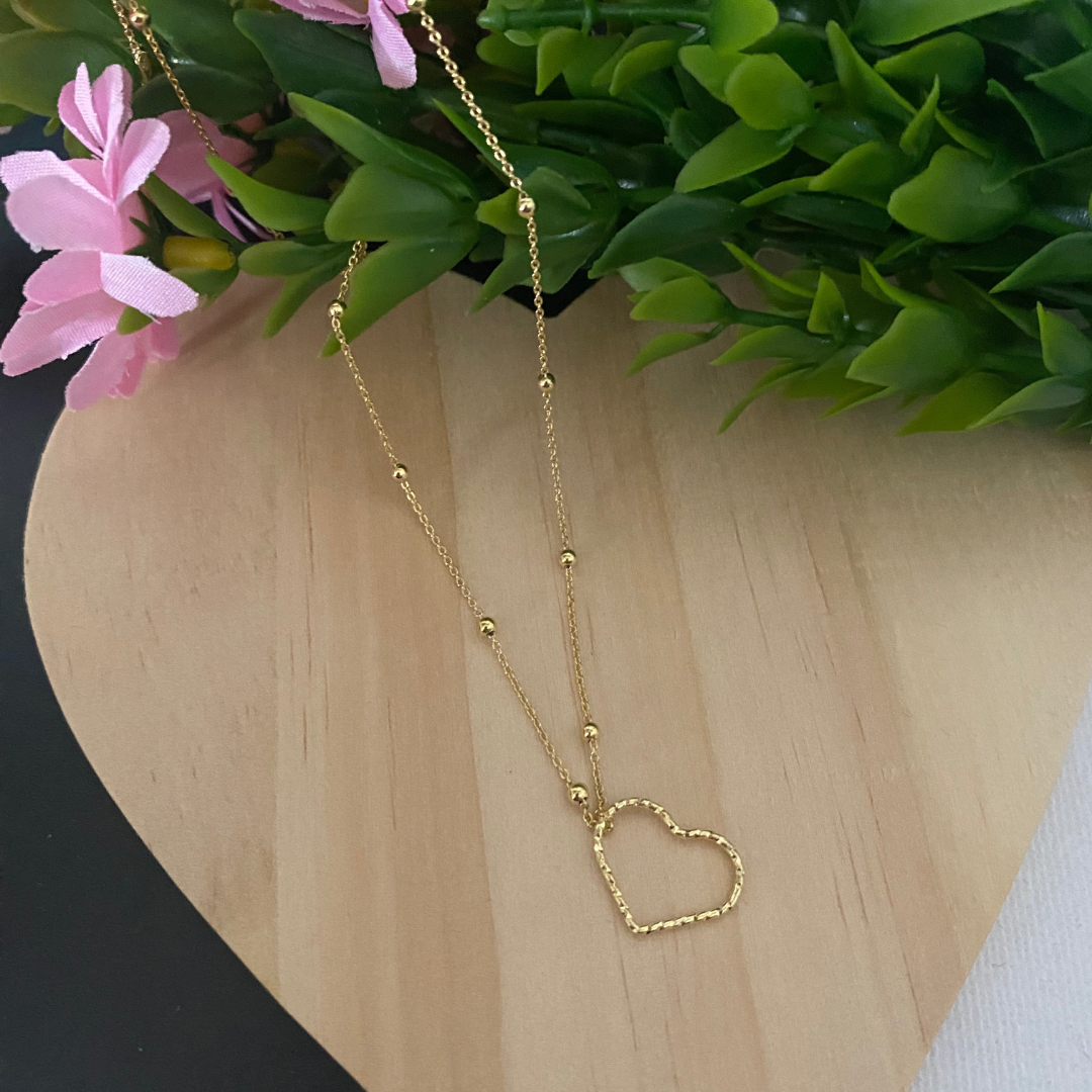 GARGANTILLA CORAZÓN SALVAJE