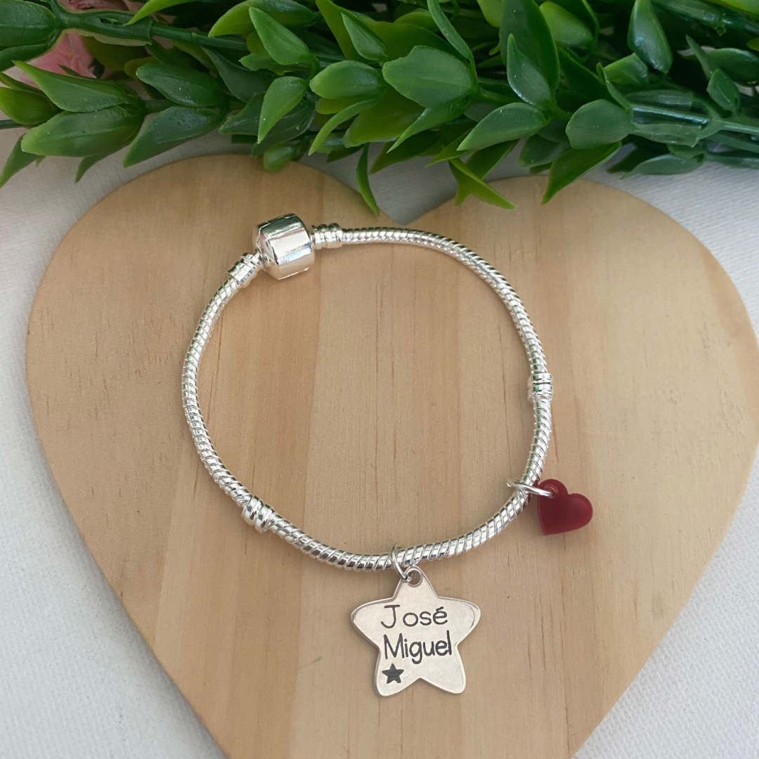 PULSERA FAMA