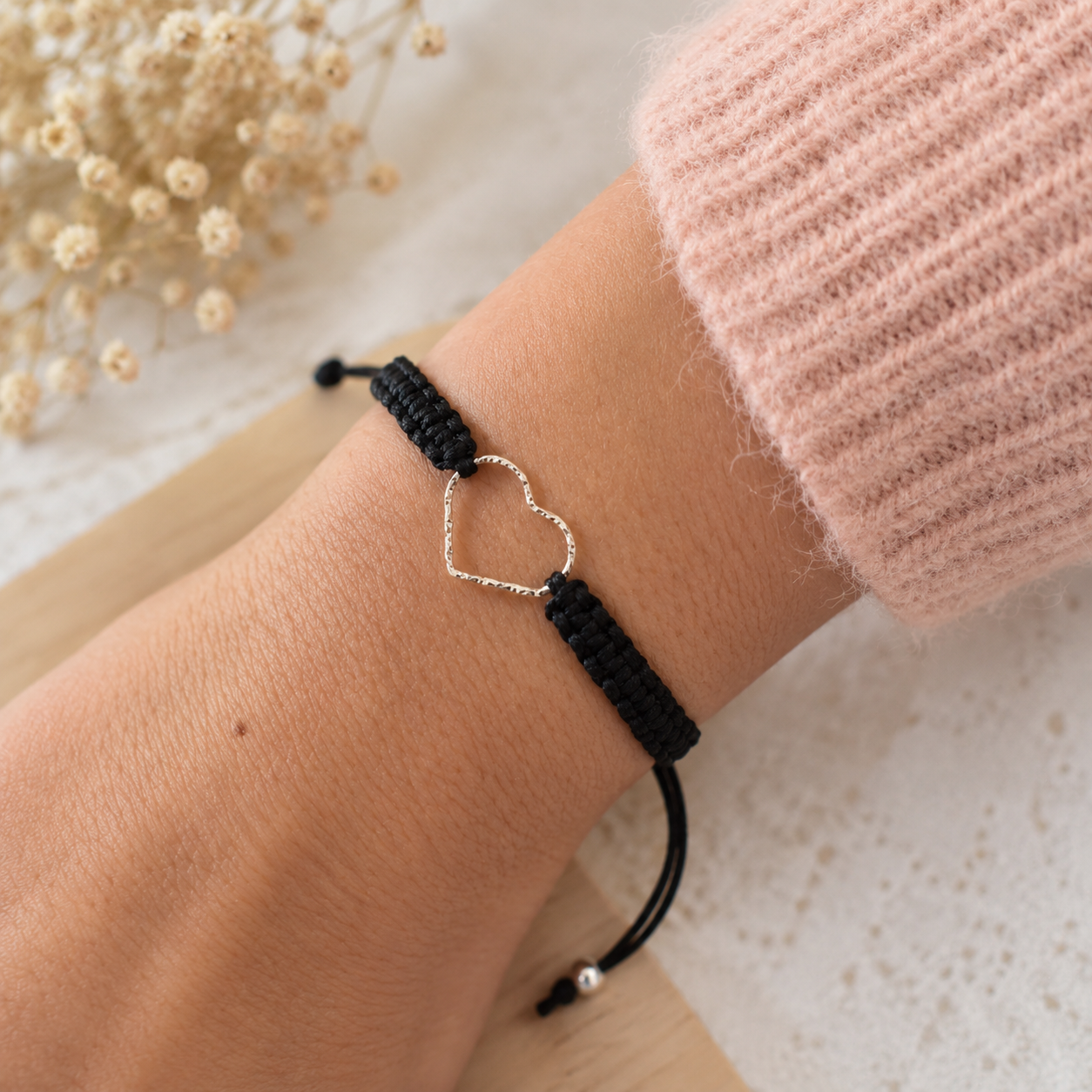 Pulsera de Macramé con Corazón – Plata de Ley 925