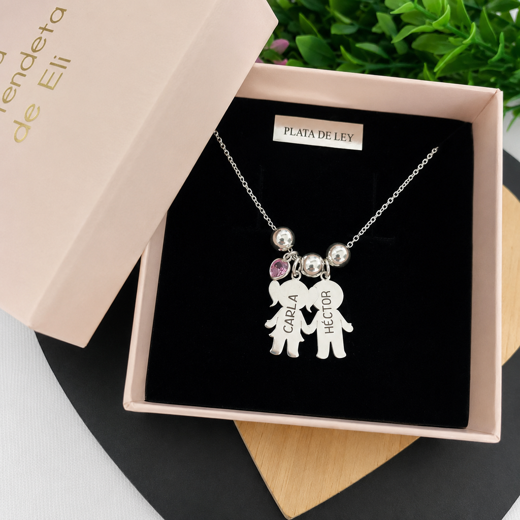 Collar Personalizado con Siluetas de Niños – Plata de Ley 925
