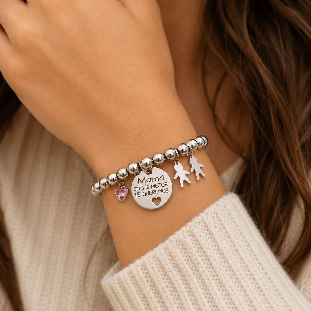 Pulsera Personalizada para Mamá con Siluetas de Niños – Plata de Ley 925