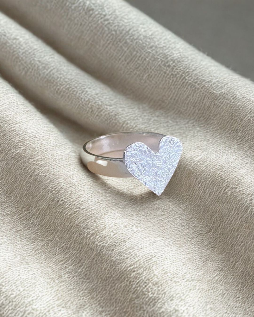 ANILLO CORAZÓN VALIENTE